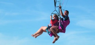  Paragliding